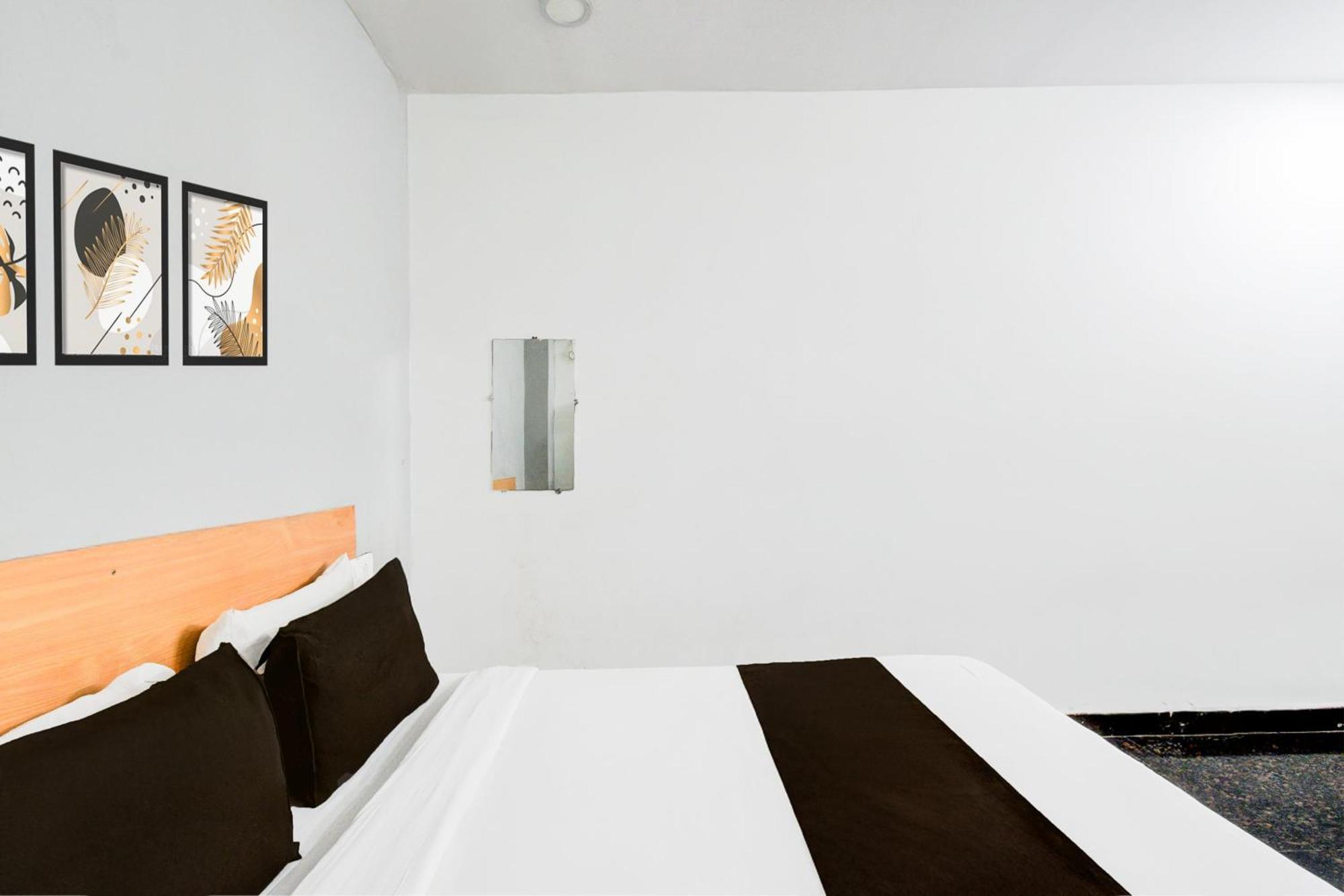 Super Hotel O Malkajgiri Maula Ali Exteriér fotografie